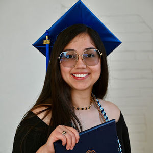 Meet your Posher, Elizabeth